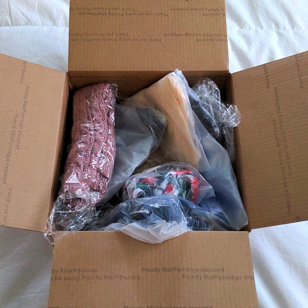 10 items Per Lot Wholesale